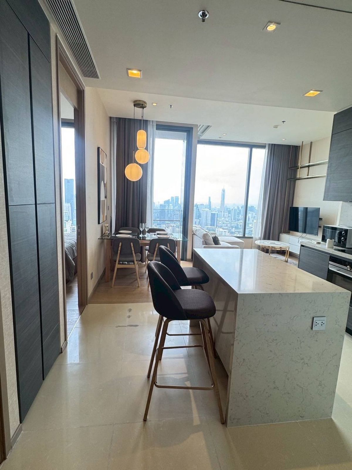 ให้เช่าคอนโดสุขุมวิท อโศก ทองหล่อ : THE ESSE ASOKE 2 ห้องนอน 2 ห้องน้ำ มีอ่างอาบน้ำ คอนโดอโศก ใกล้ BTS อโศก & MRT สุขุมวิท