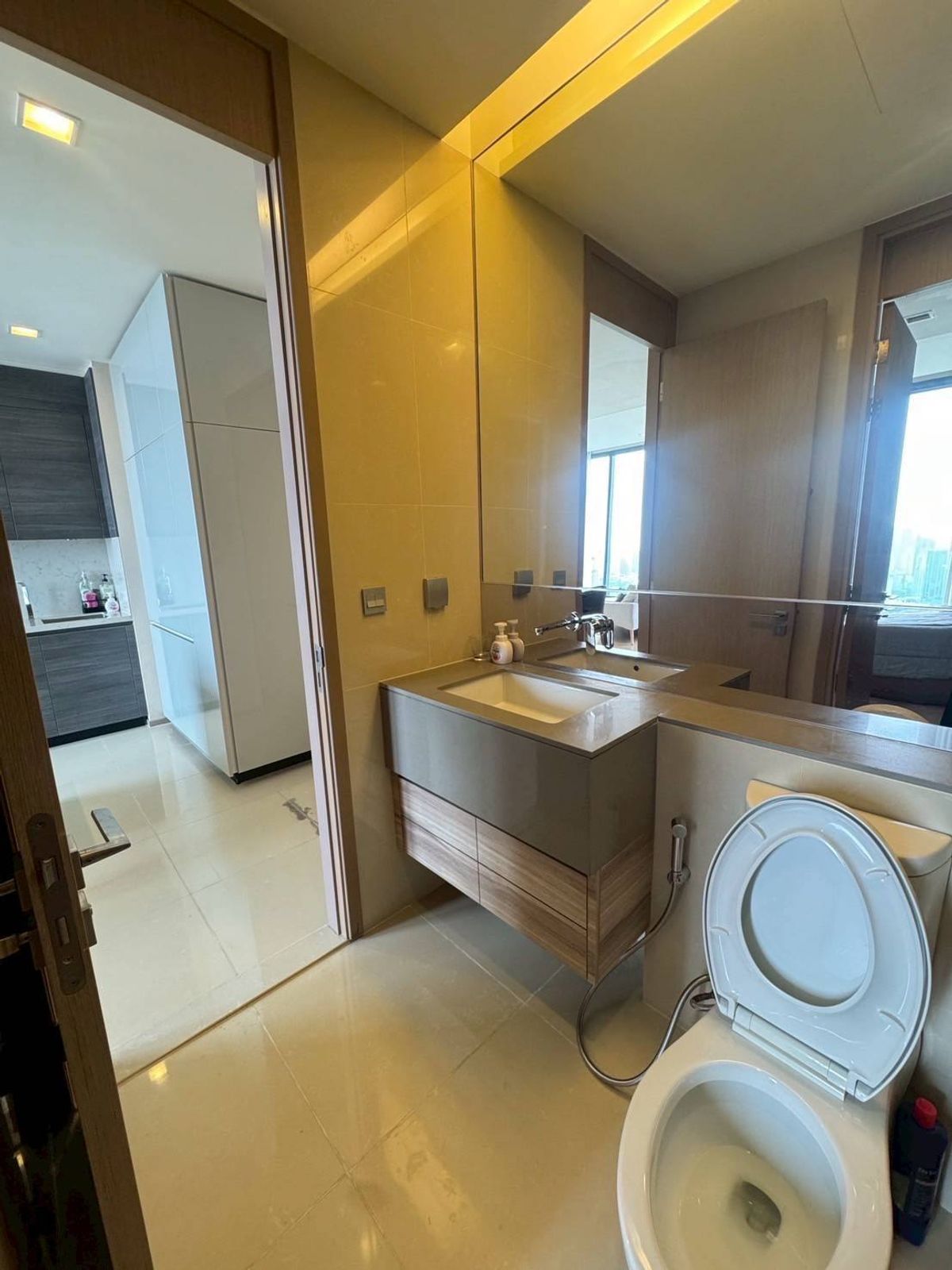 ให้เช่าคอนโดสุขุมวิท อโศก ทองหล่อ : THE ESSE ASOKE 2 ห้องนอน 2 ห้องน้ำ มีอ่างอาบน้ำ คอนโดอโศก ใกล้ BTS อโศก & MRT สุขุมวิท