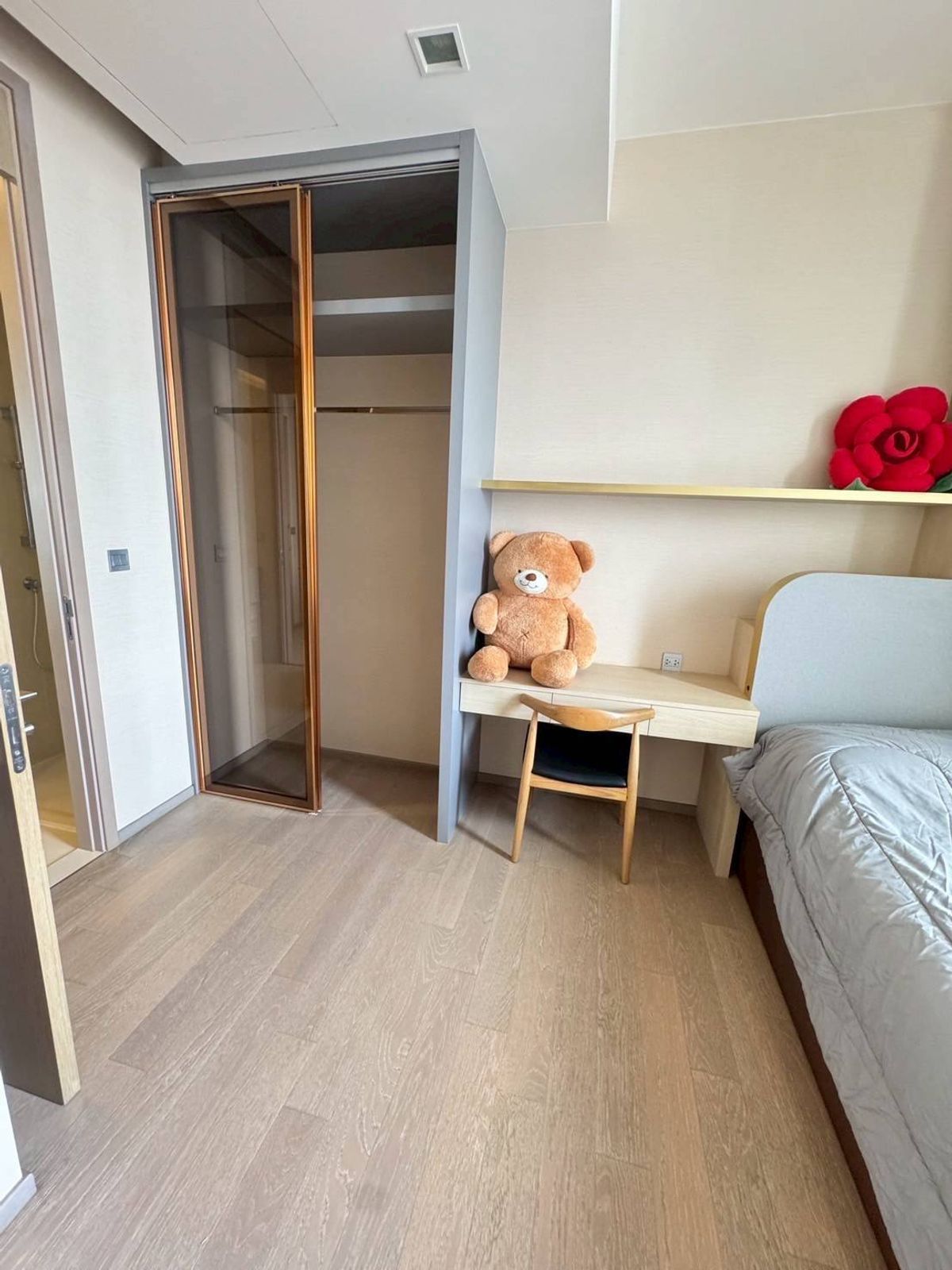 ให้เช่าคอนโดสุขุมวิท อโศก ทองหล่อ : THE ESSE ASOKE 2 ห้องนอน 2 ห้องน้ำ มีอ่างอาบน้ำ คอนโดอโศก ใกล้ BTS อโศก & MRT สุขุมวิท