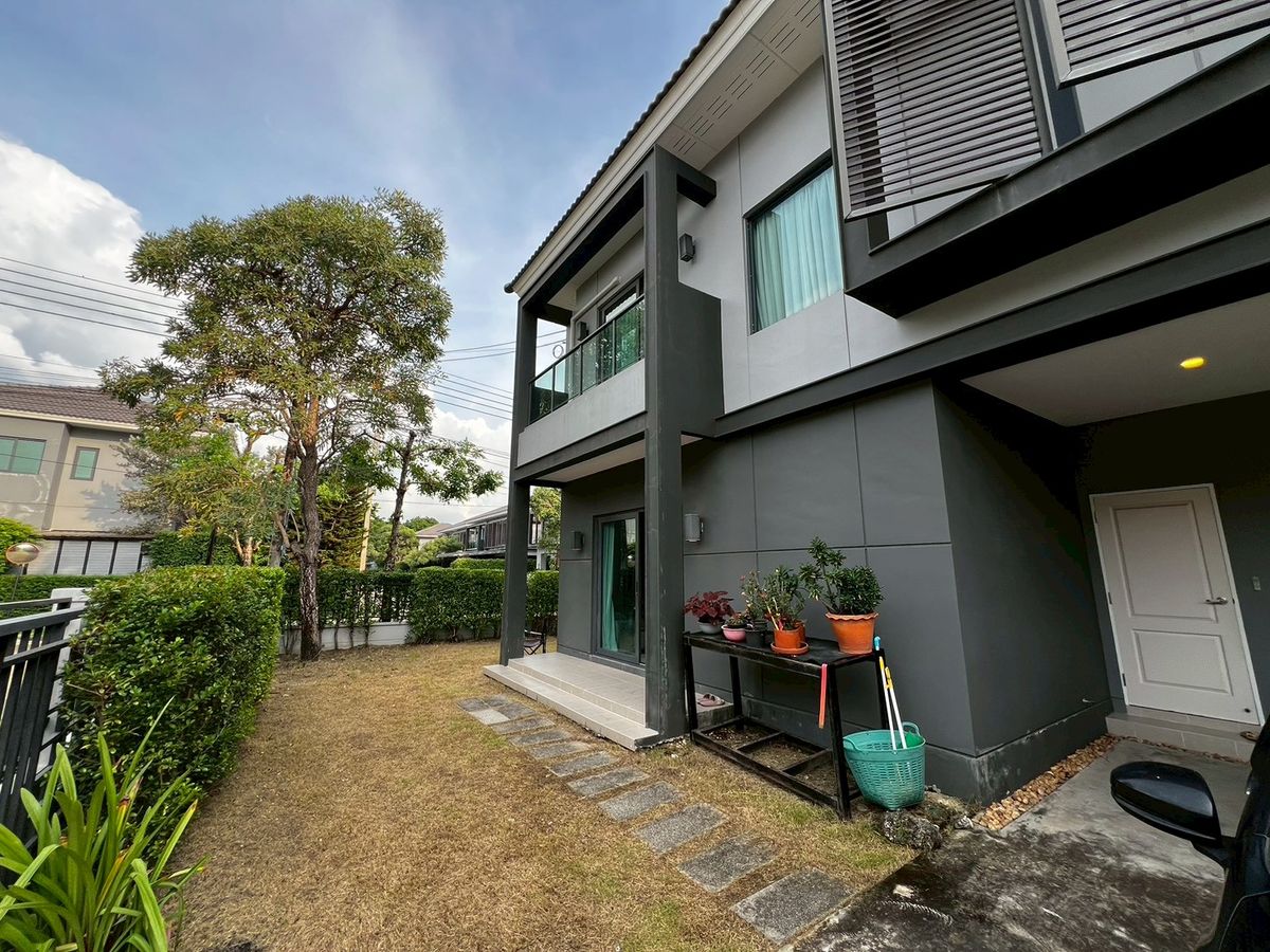 For RentHouseNonthaburi, Bang Yai, Bangbuathong : house never rented, 4-bedroom near an international school, close to Robinson Ratchapruek.