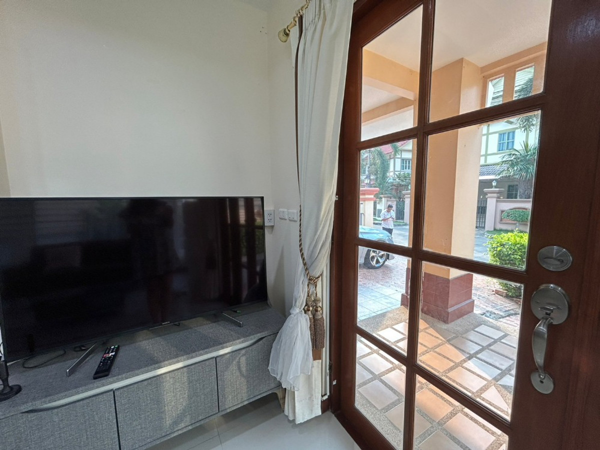 ให้เช่าบ้านพระราม 5 ราชพฤกษ์ บางกรวย : บ้านเดี่ยว มีหลังคาเต็มที่พื้นที่ ติดถนนราชพฤกษ์ 4ห้องนอน ใกล้ DBS