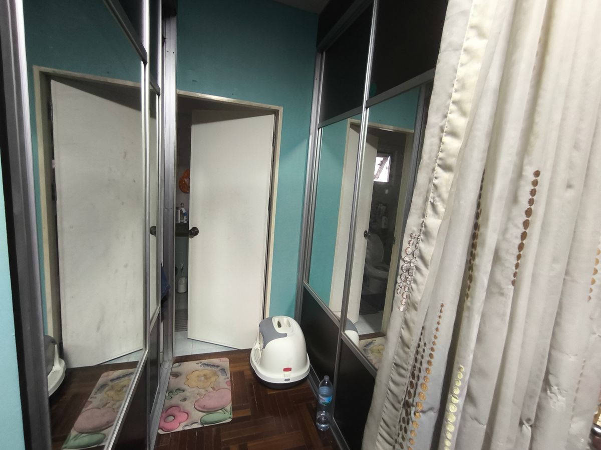 For SaleHousePathum Thani,Rangsit, Thammasat : Detached house, corner in front of the garden, wide road, can park many cars