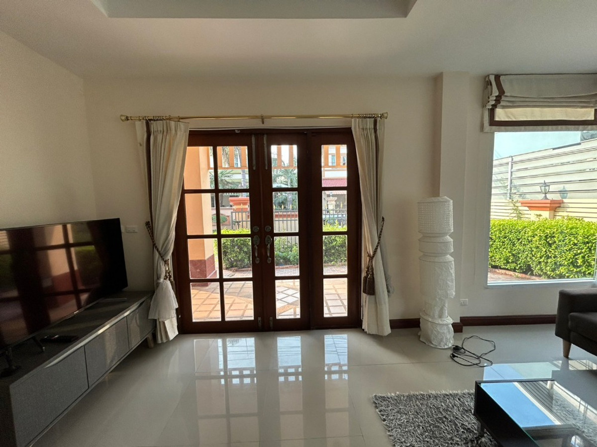 ให้เช่าบ้านพระราม 5 ราชพฤกษ์ บางกรวย : บ้านเดี่ยว มีหลังคาเต็มที่พื้นที่ ติดถนนราชพฤกษ์ 4ห้องนอน ใกล้ DBS