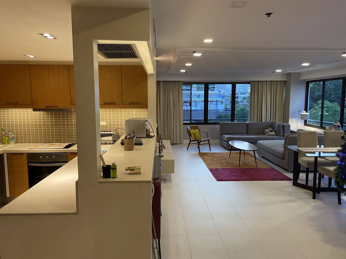 ขายคอนโดคลองเตย กล้วยน้ำไท : LTHC12548 - Moon Tower Condo FOR SALE Size 122 sqm. 2 beds 3 baths Near BTS Thong Lor Station ONLY 11 MB