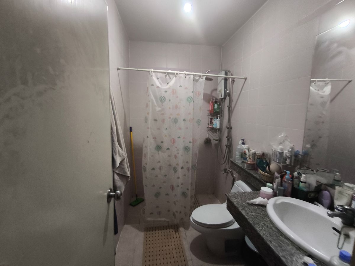 For SaleHousePathum Thani,Rangsit, Thammasat : Detached house, corner in front of the garden, wide road, can park many cars