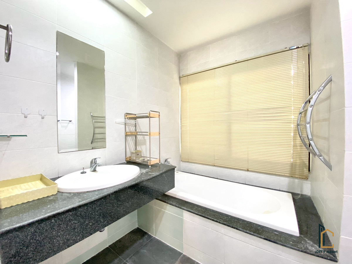 ขายทาวน์โฮมอ่อนนุช อุดมสุข : 🔥🔥ขายถูกก ราคาดีที่สุด!! 3b3b 4.9mb - Areeya Mandarina Sukhumvit 77 📞Call 096 896 5953