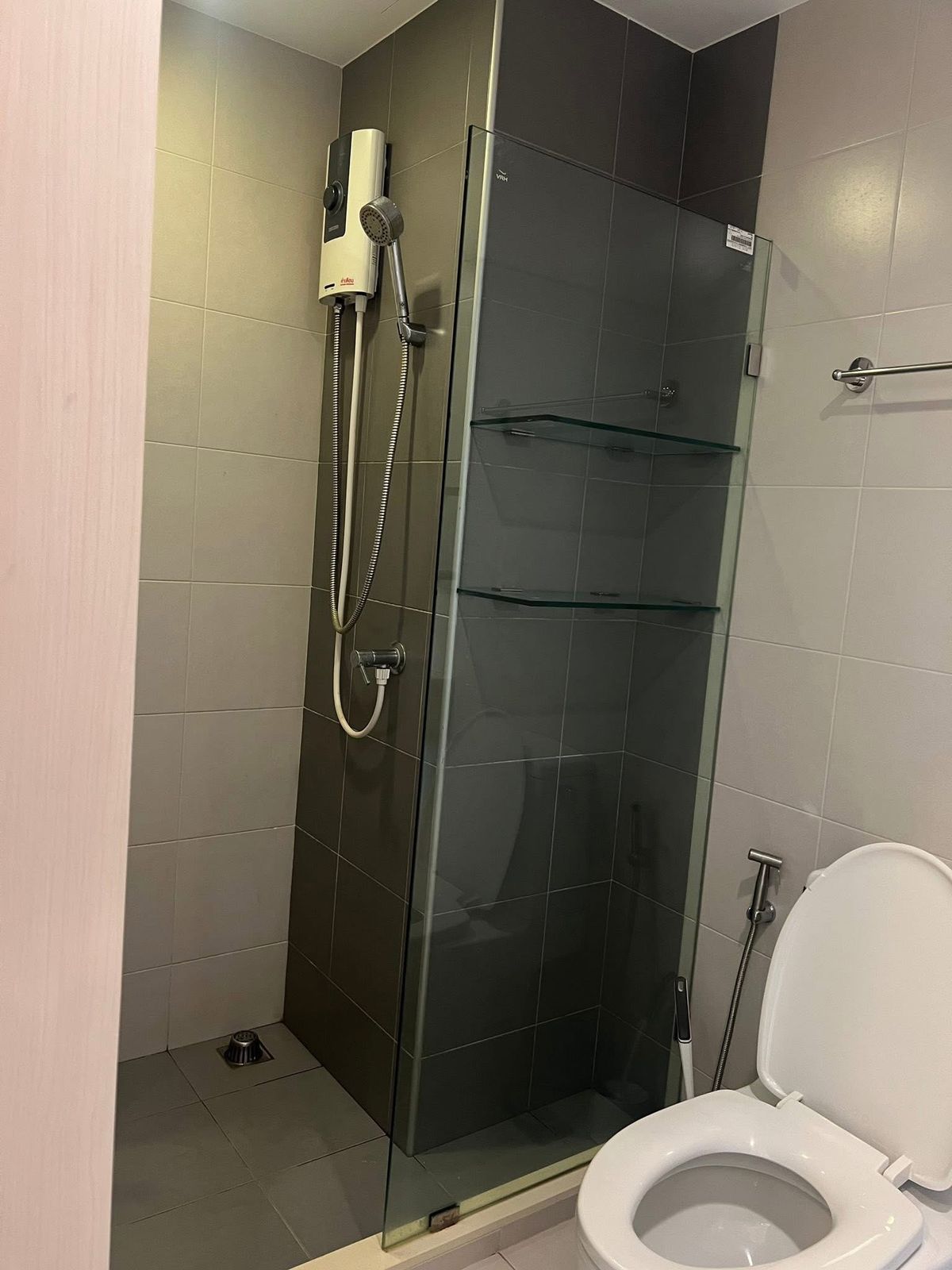 For RentCondoBangna, Bearing, Lasalle : For rent 📍 IDEO Mobi Sukhumvit Eastgate 📍 Fully furnished and equipped with electrical appliances, near BTS Bangna