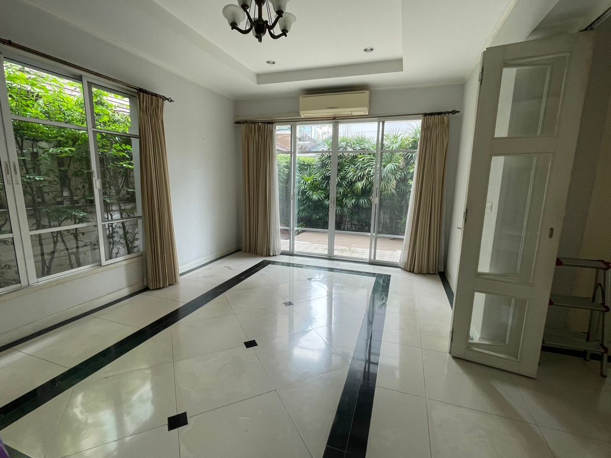 For SaleHouseSapankwai,Jatujak : Detached house for Sale