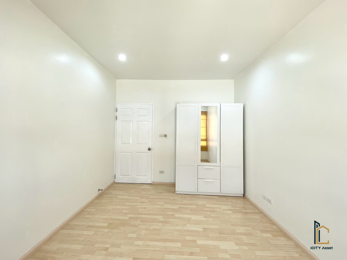 ขายทาวน์โฮมอ่อนนุช อุดมสุข : 🔥🔥ขายถูกก ราคาดีที่สุด!! 3b3b 4.9mb - Areeya Mandarina Sukhumvit 77 📞Call 096 896 5953