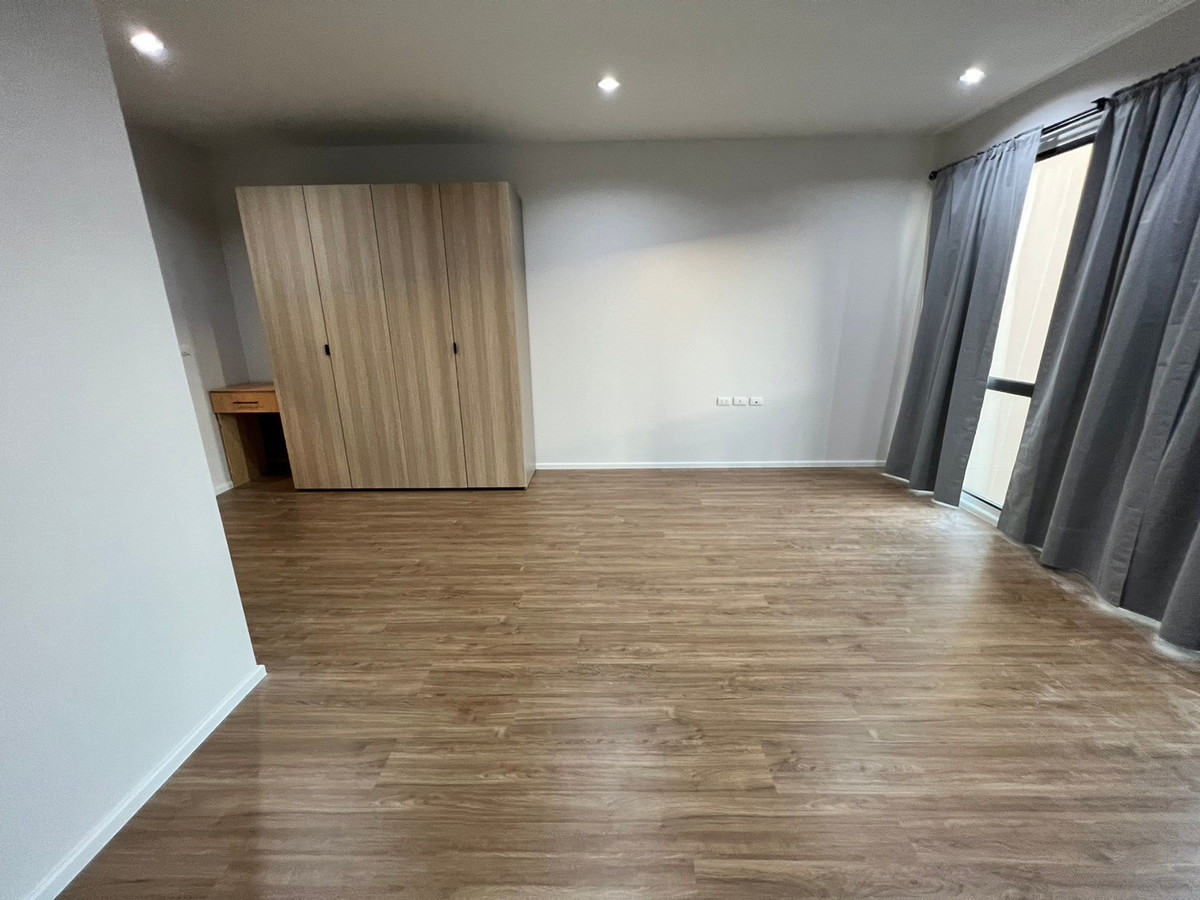 ให้เช่าบ้านพระราม 5 ราชพฤกษ์ บางกรวย : ทาวน์โฮม 3ชั้น 3ห้องนอน 3ห้องนำ 2ที่จอดรถ 5นาทีถึงเซ็นทรัล จดบริษัทได้ห้ะ