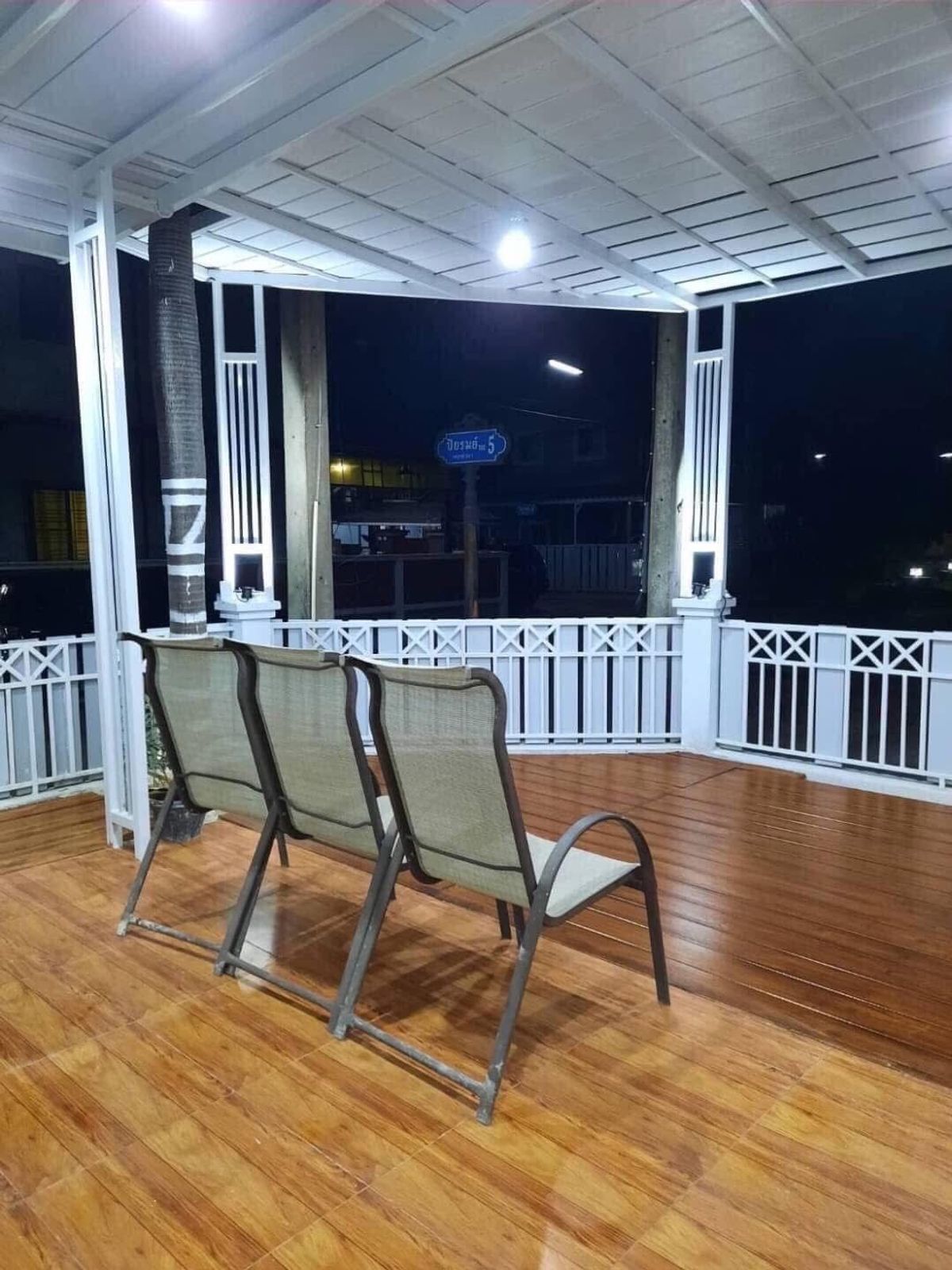 For SaleHousePathum Thani,Rangsit, Thammasat : Detached house, corner in front of the garden, wide road, can park many cars