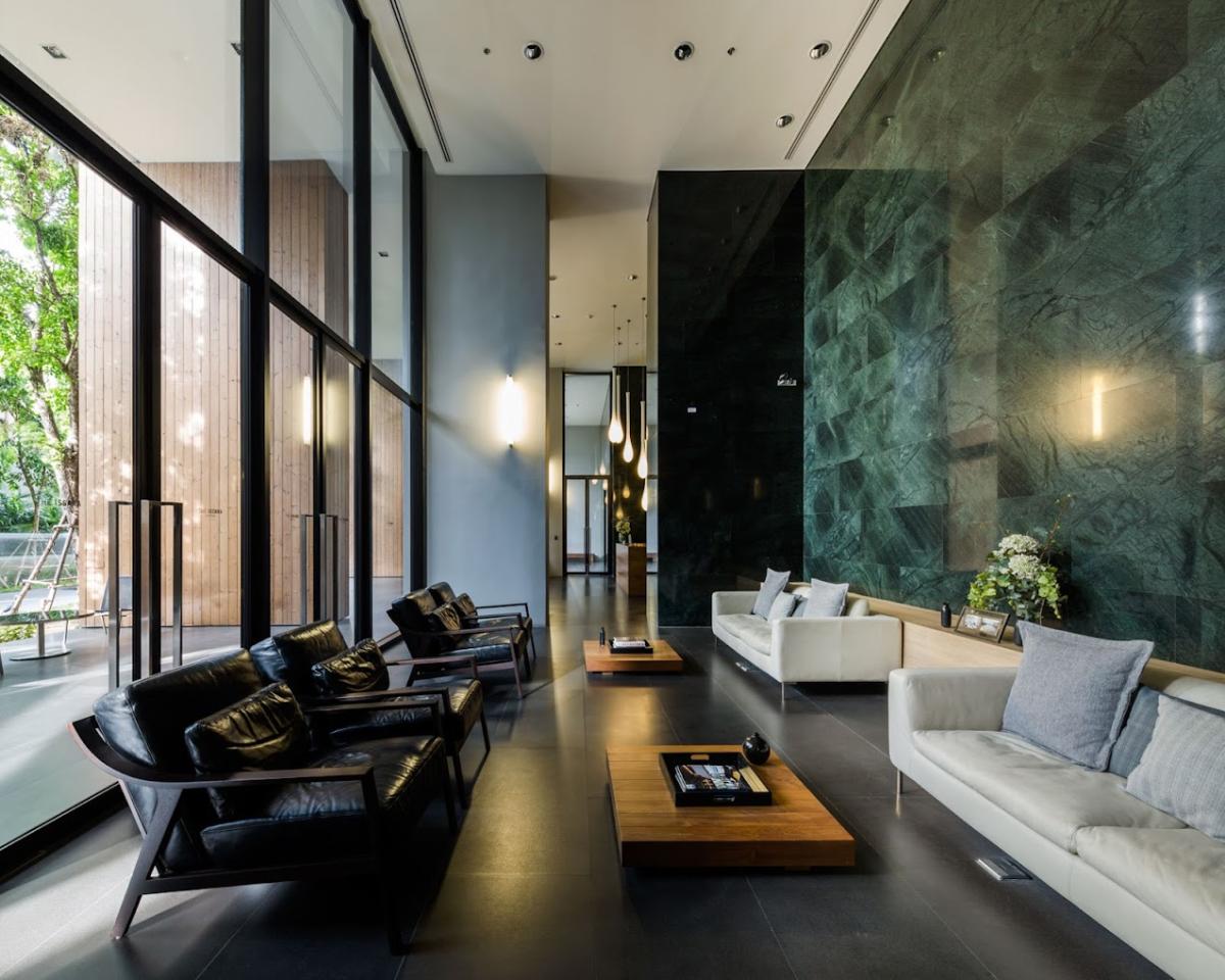 ขายคอนโดลาดพร้าว เซ็นทรัลลาดพร้าว : 03/04/2026, รวมค่าโอน# 🌟 สตูดิโอสุดคุ้ม! The Issara Ladprao เพียง 50 ม. จาก Big C ใกล้ MRT ลาดพร้าว เพียง 2.99 ล้าน 0642748883