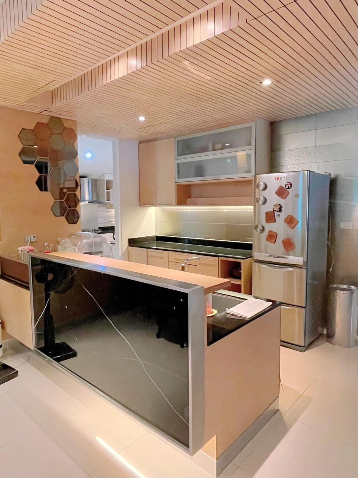 HouseLadkrabang, Suwannaphum Airport : K-6303 for rent/sell now! Golden Nakara Onnut 65 after the corner is ready.