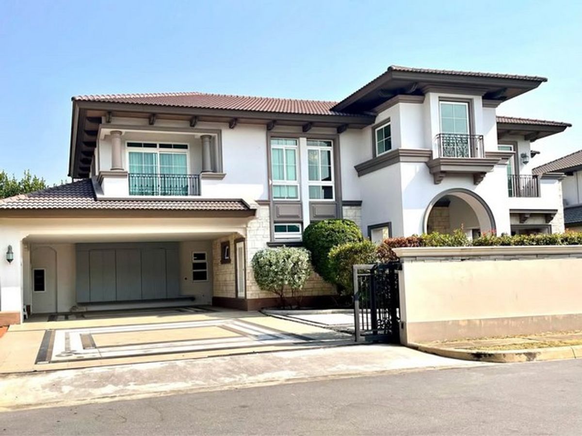 ให้เช่าบ้านบางนา แบริ่ง ลาซาล : HR2495 Nanthawan Bangna KM7 for rent, 140 SQW.