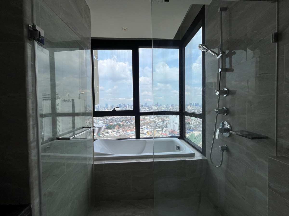 ให้เช่าคอนโดพระราม 9 เพชรบุรีตัดใหม่ RCA : 📍For Rent Ashton Asoke Rama 9 (Near MRT PhraRam 9)✨