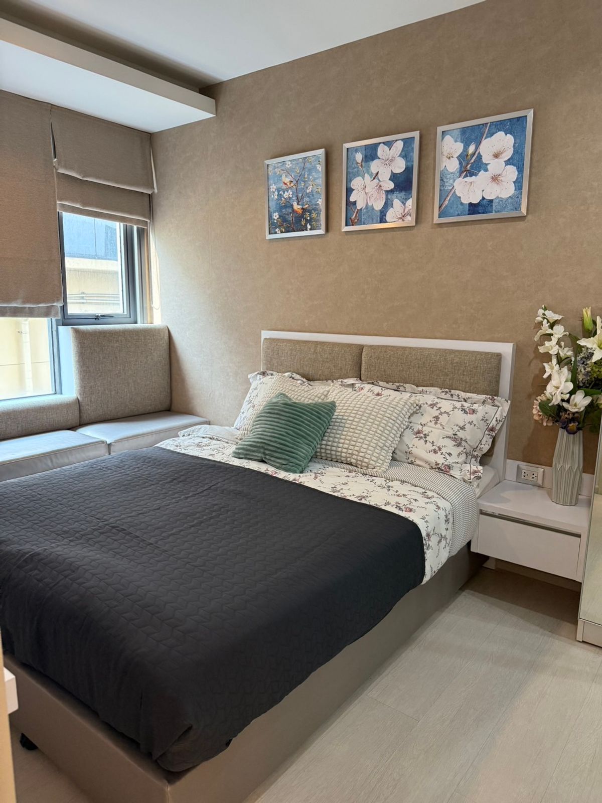 ให้เช่าคอนโดสุขุมวิท อโศก ทองหล่อ : !! ห้องสวย ให้เช่าคอนโด Rhythm Sukhumvit 42 ใกล้ BTS เอกมัย