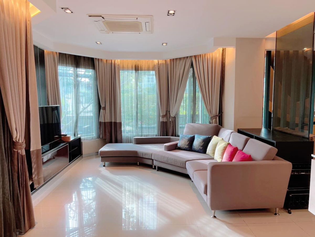บ้านลาดกระบัง สุวรรณภูมิ : K-6303 ให้เช่า/ขายด่วน ! โกลเด้น นครา อ่อนนุช 65 หลังมุม พร้อมอยู่