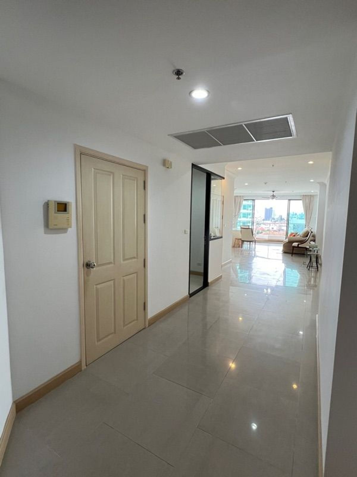 For SaleCondoRama3 (Riverside),Satupadit : 🌊 Spacious River View Condo at Supalai Casa Riva with Wide Balconies! Fully Furnished, Prime Location Near Charoenkrung–Rama 3 and Business District