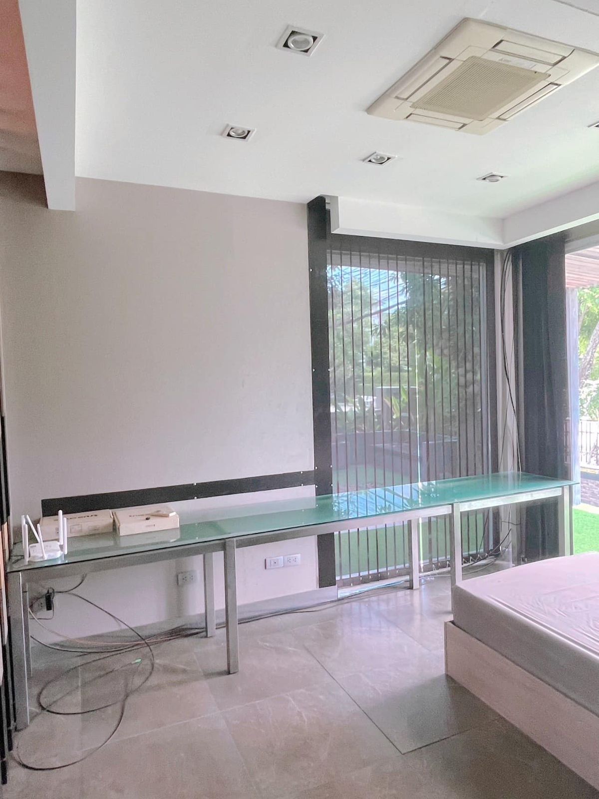 HouseLadkrabang, Suwannaphum Airport : K-6303 for rent/sell now! Golden Nakara Onnut 65 after the corner is ready.