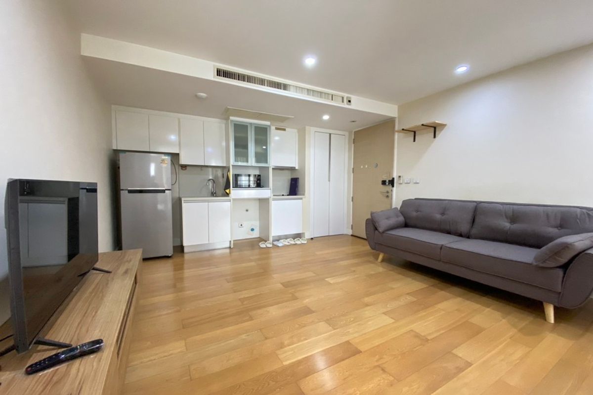 CondoSathorn, Narathiwat : 🔥 For Sale - Rent !!🔥 Code C20230801090..........Collezio Sathorn - Pipat, 1 bedroom, 1 bathroom, furnished, ready to move in, Special Deal!!📣📣