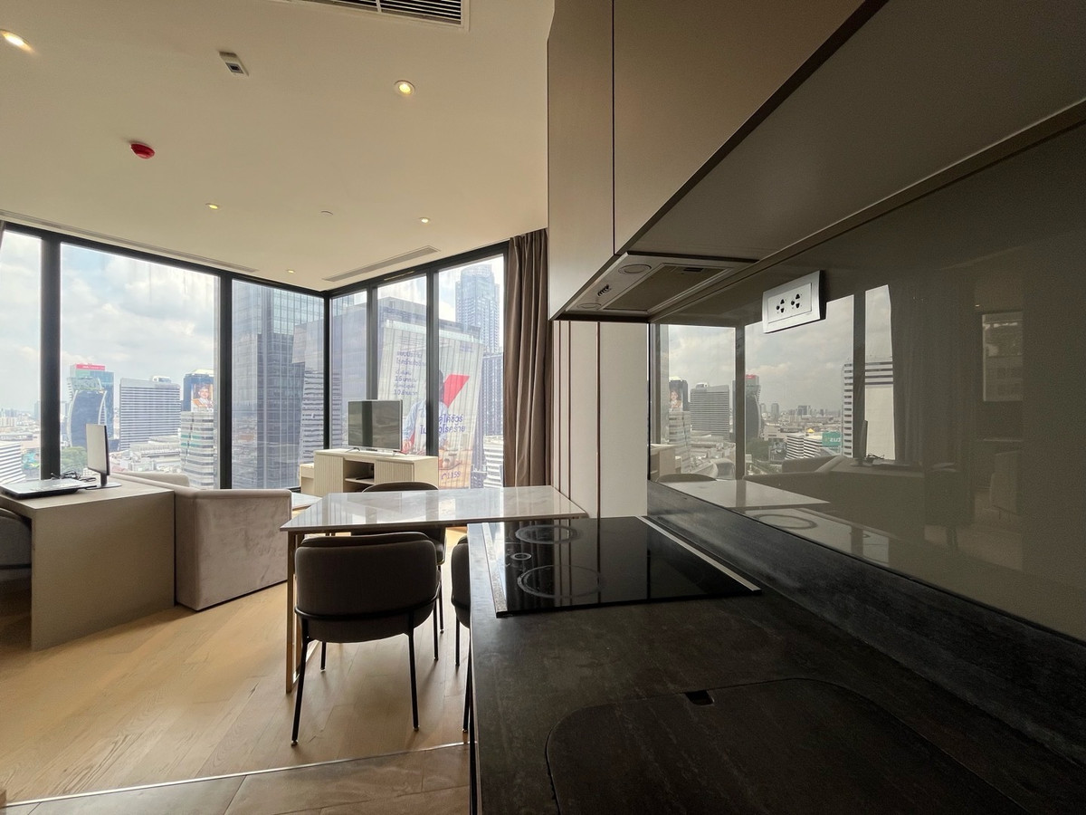 ให้เช่าคอนโดพระราม 9 เพชรบุรีตัดใหม่ RCA : 📍For Rent Ashton Asoke Rama 9 (Near MRT PhraRam 9)✨