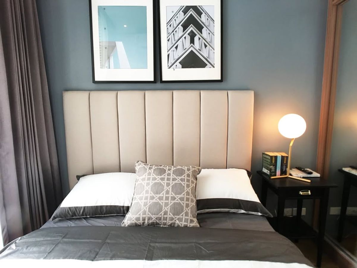 CondoSukhumvit, Asoke, Thonglor : Luxury condo at Park24. Convenient transportation. Near the BTS Skytrain has a beautiful-luxurious shuttle. Ready to stay immediately !!