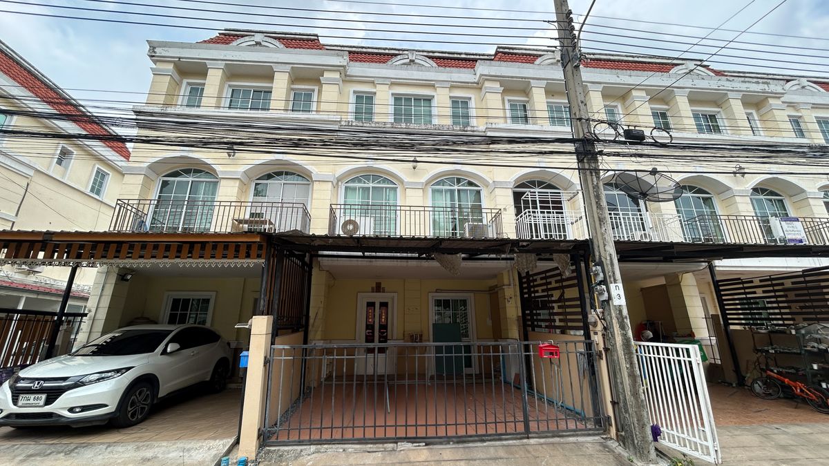 ขายทาวน์โฮมพัฒนาการ ศรีนครินทร์ : POR-026 ขายทาวน์โฮฒ 3 ชั้น วโรดมเพลส ศรีนครินทร์  (FOR SALE)