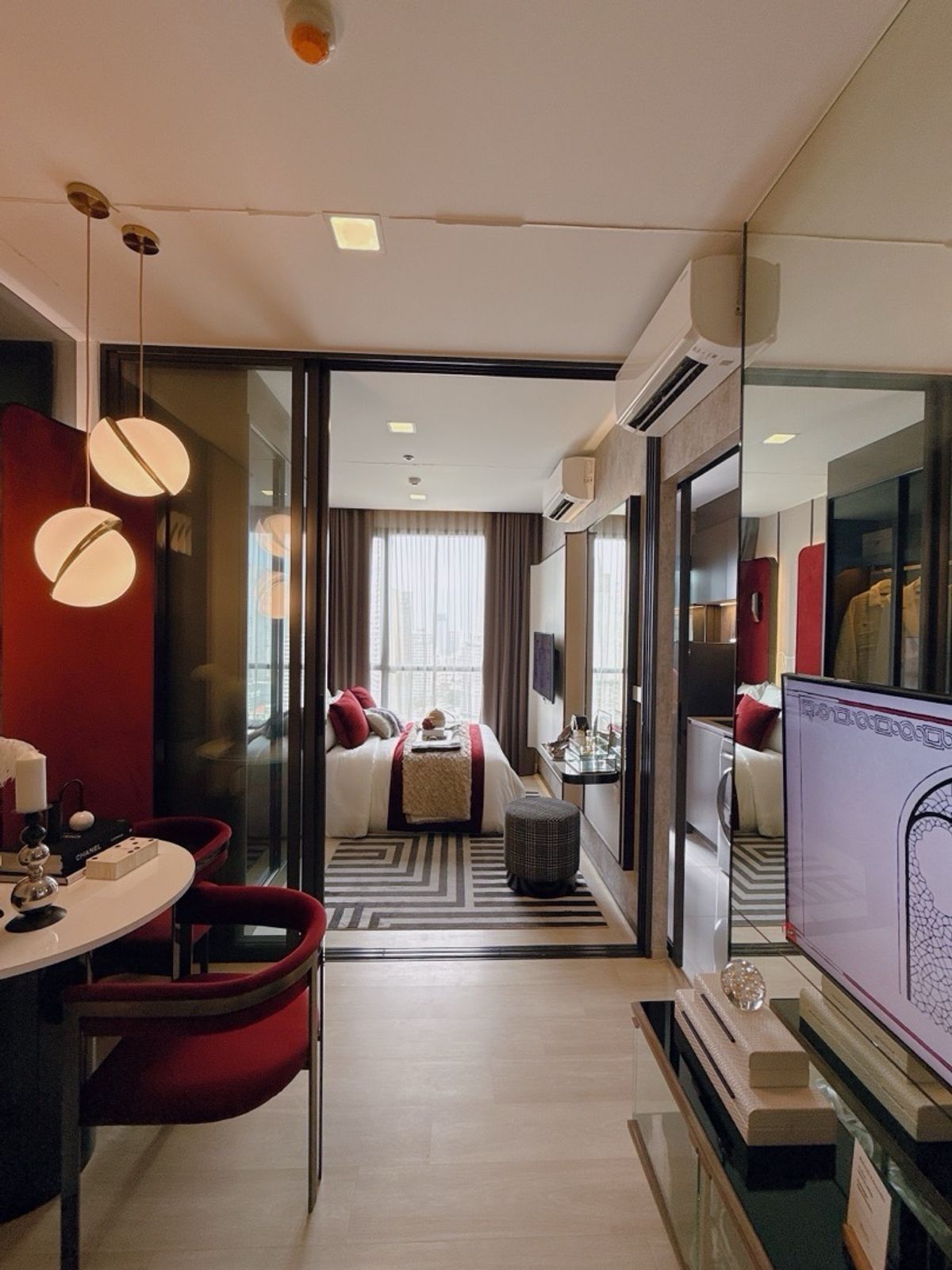 For SaleCondoSapankwai,Jatujak : 𝐓𝐇𝐄 𝐏𝐑𝐈𝐕𝐀𝐂𝐘 Chatuchak, the new room, cheapest 𝟑.𝟐𝟗 Free down payment 𝟎 baht, comfortable installments 𝟗, 𝟗𝟎𝟎/month, urgent before the room runs out.