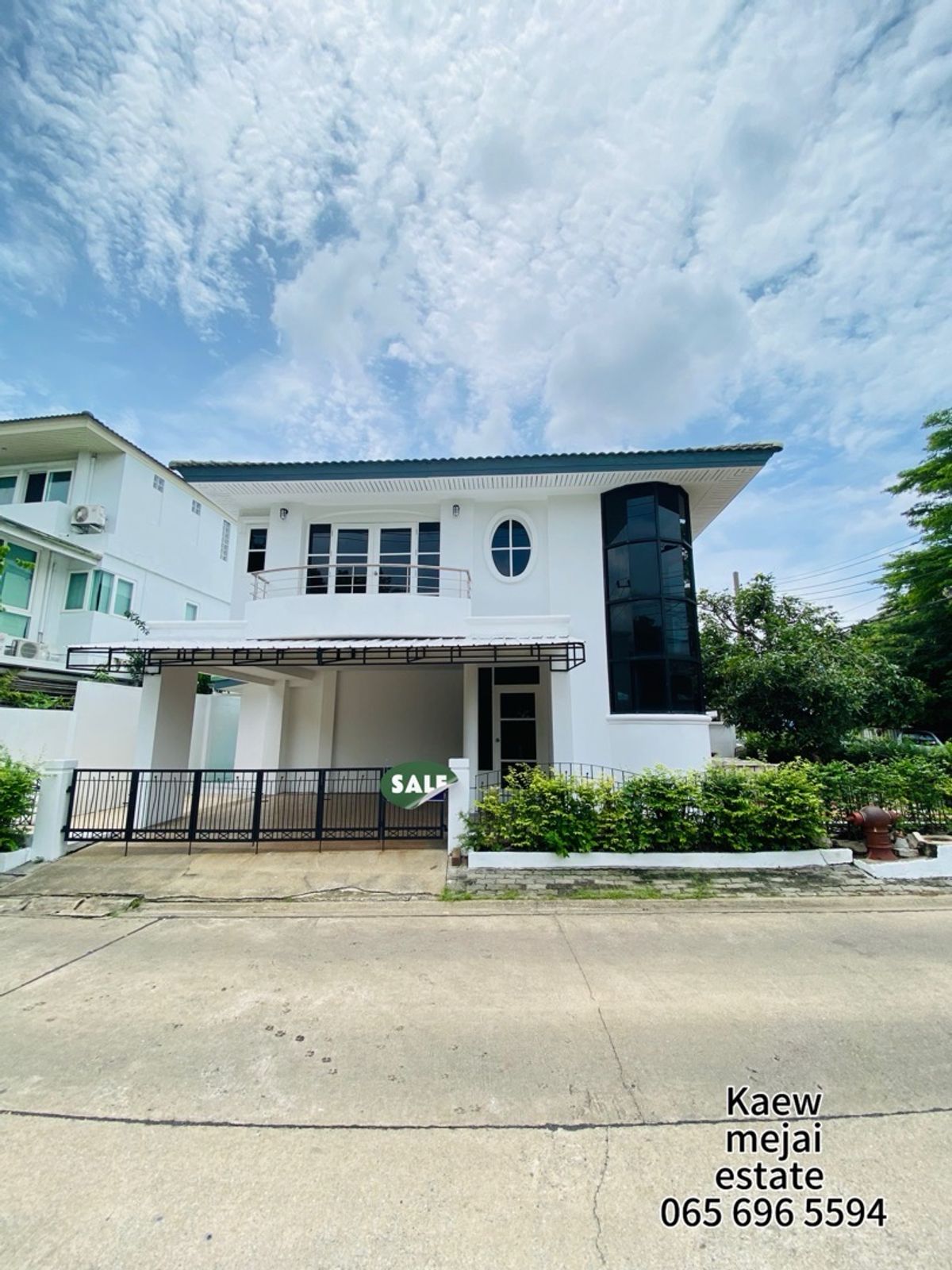 ขายบ้านรัชดา ห้วยขวาง : ขายบ้านเดี่ยว รีโนเวทใหม่ทั้งหลัง! โครงการศุภาลัย วิลล์ รัชดา 32 ขนาดที่ดิน 61.9 ตร.วา | 3 ห้องนอน | 2 ห้องน้ำ | 2 ห้องอเนกประสงค์ | ราคาพิเศษเพียง 11 ล้านบาท