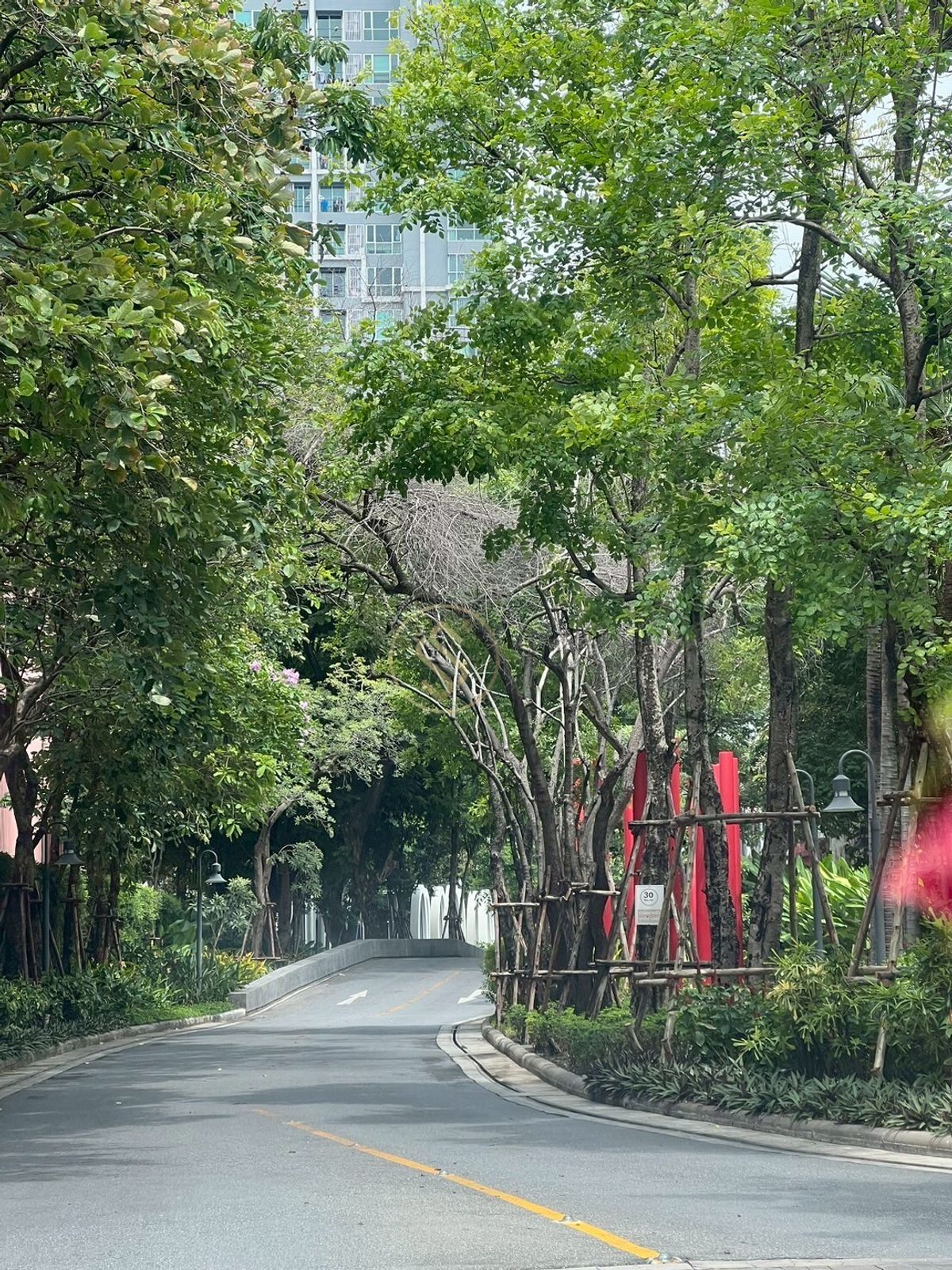 For SaleCondoSapankwai,Jatujak : Urgent sale, Rhythm, PHAN ARI 2 (beautiful view room) 2 bedrooms