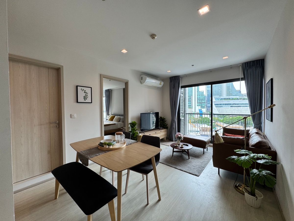 ให้เช่าคอนโดวิทยุ ชิดลม หลังสวน : ⚜️ Nice room Available 2 bedrooms for rent at life one wireless ⚜️