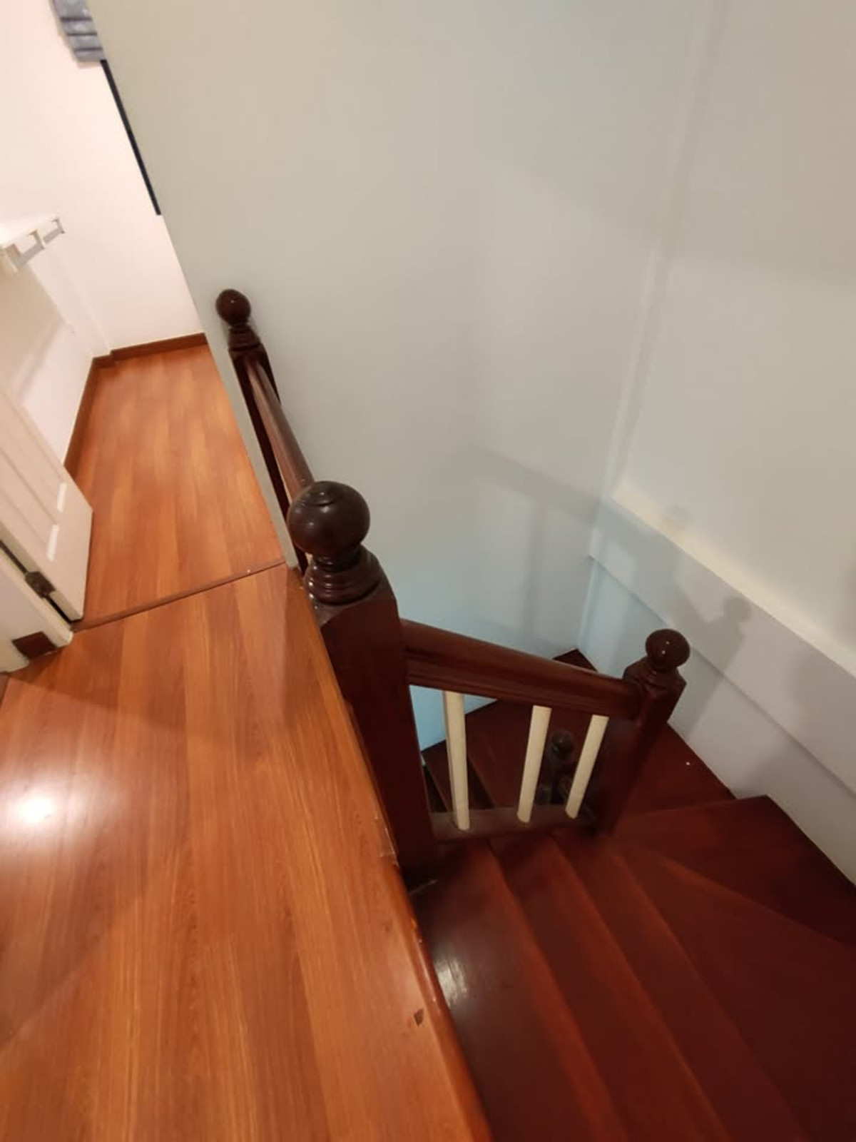 For RentTownhomeVipawadee, Don Mueang, Lak Si : 5mins go to Harrow ,4bedroom townhome, 5.7m wide, corner unit, Chang Akat Uthit Road, near Don Mueang Airport.