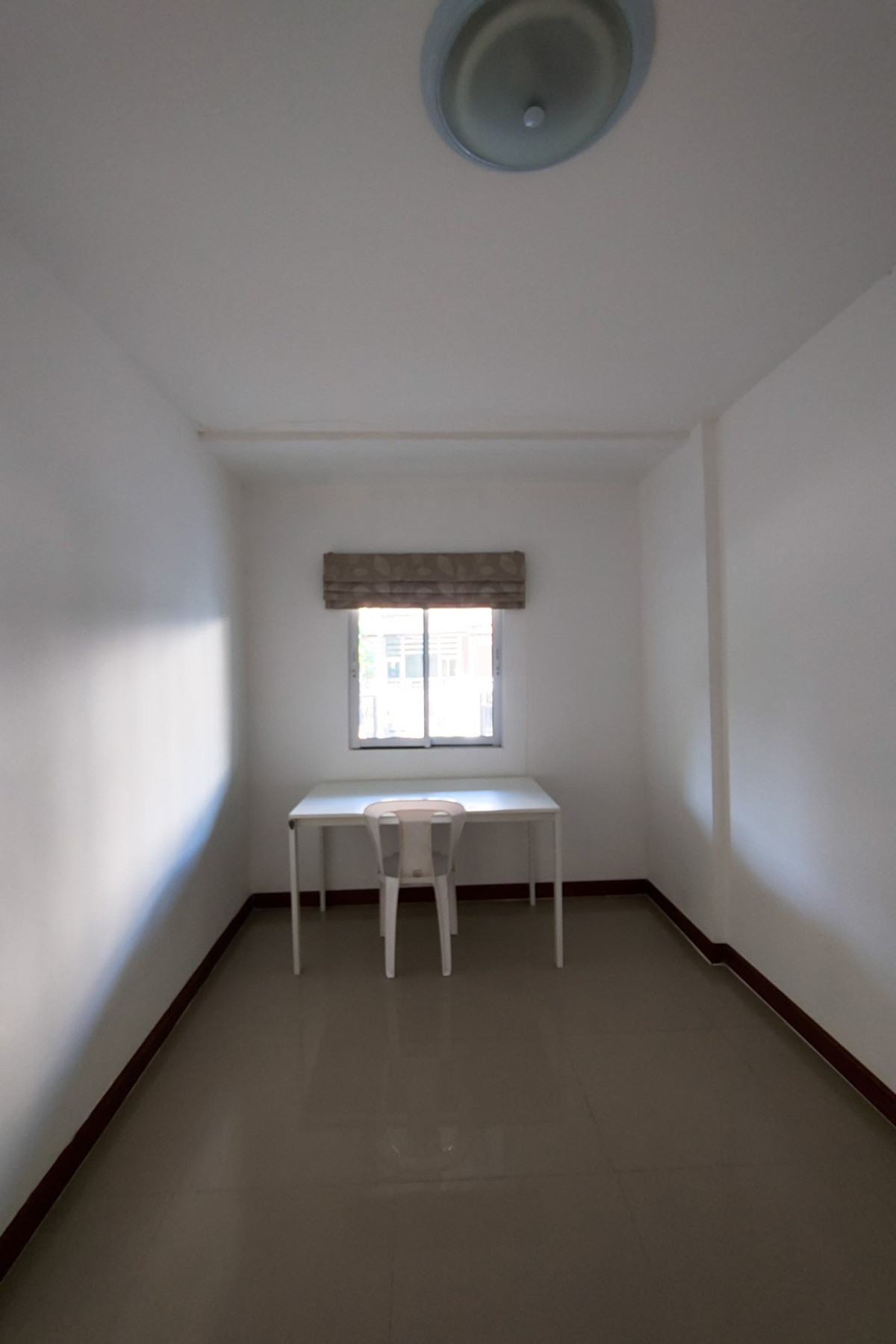 For RentTownhomeVipawadee, Don Mueang, Lak Si : 5mins go to Harrow ,4bedroom townhome, 5.7m wide, corner unit, Chang Akat Uthit Road, near Don Mueang Airport.