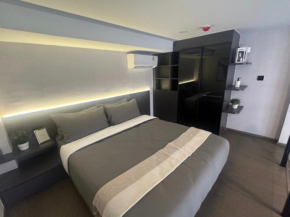 For SaleCondoSiam Paragon ,Chulalongkorn,Samyan : Park Origin Chula Samyan【𝐒𝐄𝐋𝐋 & 𝐑𝐄𝐍𝐓】🔥Beautifully decorated in a warm minimalist style, closed kitchen, perfectly separated functions, in the heart of Samyan🔥 Contact Line ID: @hacondo