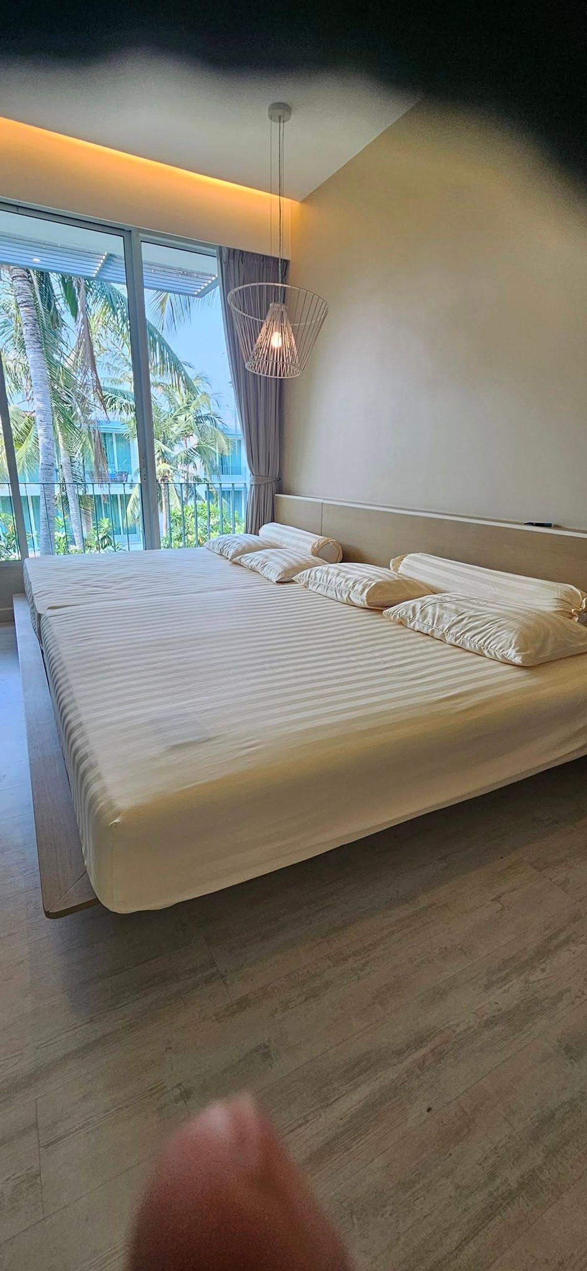 ขายคอนโดหัวหิน ประจวบคีรีขันธ์ : 🌴 คอนโดหรูติดทะเล หัวหิน OCAS Hua Hin วิวทะเลส่วนตัวพร้อมสิ่งอำนวยความสะดวกครบครัน เดินเพียง 2 นาทีถึงชายหาดหัวหิน