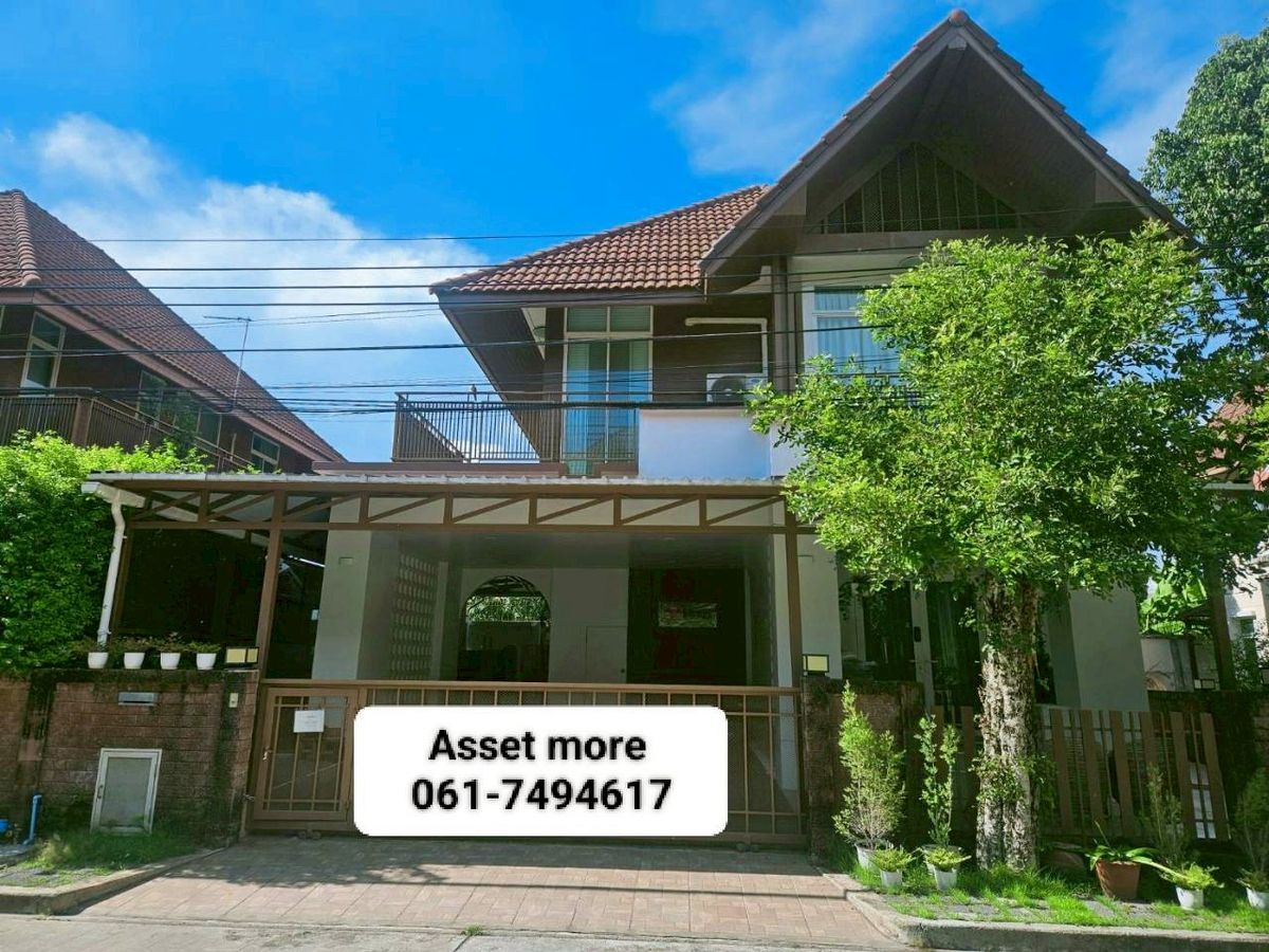 ขายบ้านลาดกระบัง สุวรรณภูมิ : ขายบ้านเดี่ยวโครงการหมู่บ้านไวกีกิชอร์ บ้าน 2 ชั้น  ขนาด 50 ตรว พื้นที่ใช้สอย 200 ตรม. แขวงคลองสองต้นนุ่น เขตลาดกระบัง  กทม
