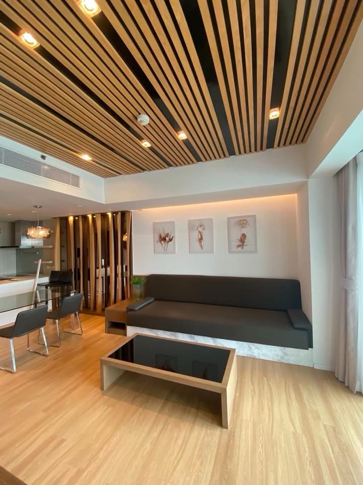ให้เช่าคอนโดพระราม 3 สาธุประดิษฐ์ : ให้เช่าคอนโด The Pano ขนาด 107.5 Sq.m 2 bed 2 bath เพียง 60000 เท่านั้น !!