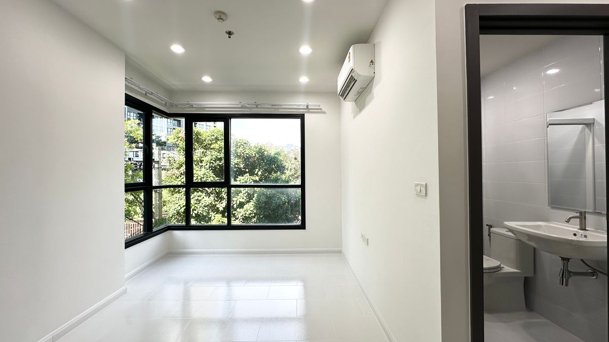 ขายคอนโดอ่อนนุช อุดมสุข : ขายคอนโด The Base Park West Sukhumvit 77 ราคา 5,990,000 บาท [MKs250358]