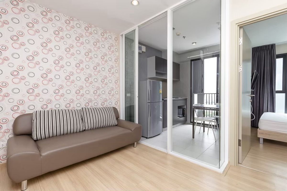 For RentCondoRama9, Petchburi, RCA : For rent @ The Base Garden Rama9 Near ARL Ramkhamheang station. nice layout, ready to move in✨
