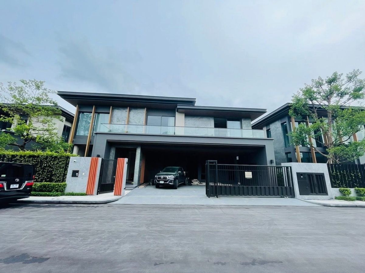 ให้เช่าบ้านพัฒนาการ ศรีนครินทร์ : ให้เช่าบ้านหรู Siraninn Residences (ศิรนินทร์ เรสซิเดนเซส) พัฒนาการ 32 ระดับ Super Luxury