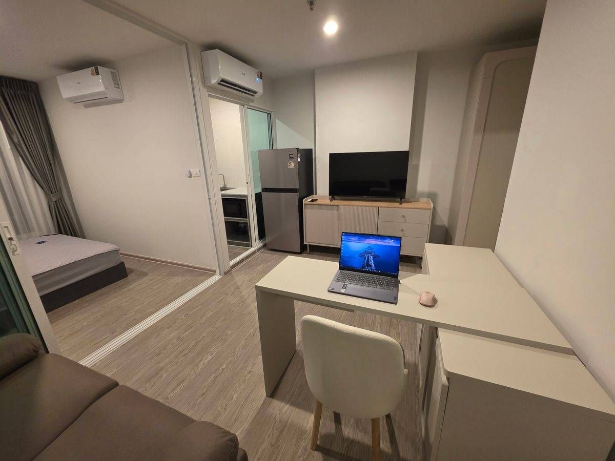 For RentCondoBangna, Bearing, Lasalle : Near the expressway and BTS bangna, near bitec Bangna