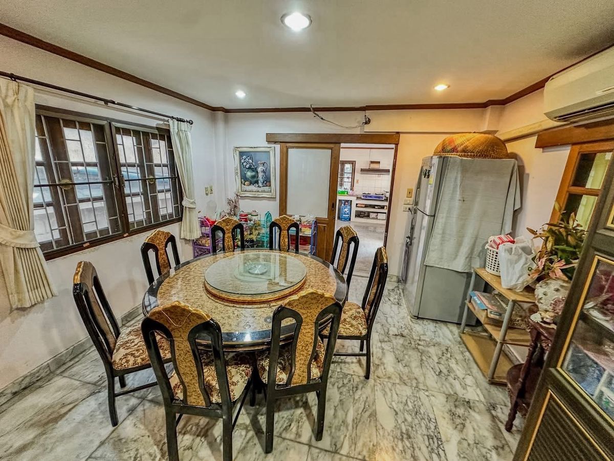 ให้เช่าบ้านนวมินทร์ รามอินทรา : 📢👇 ขาย/เช่าบ้านเดี่ยว 2 ชั้น พร้อมโกดัง เดินทางสะดวก ใกล้แหล่งชุมชน