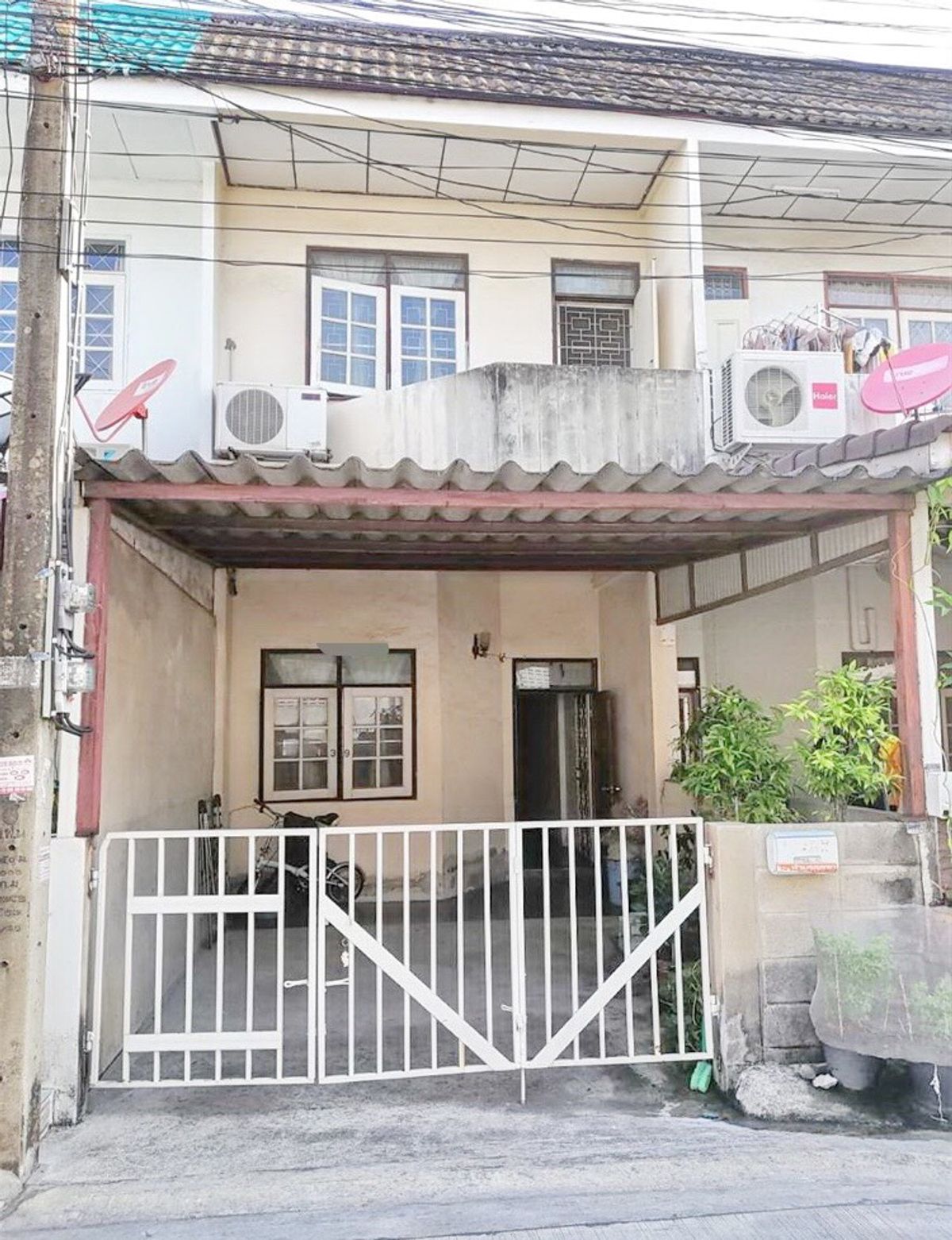 For RentTownhomeRatchadapisek, Huaikwang, Suttisan : HK0220♛ 3 bedroom townhouse for rent ⚝ Huai Khwang ♜MRT Sutthisan ∞099-5919653,065-9423251▚Line@surreside