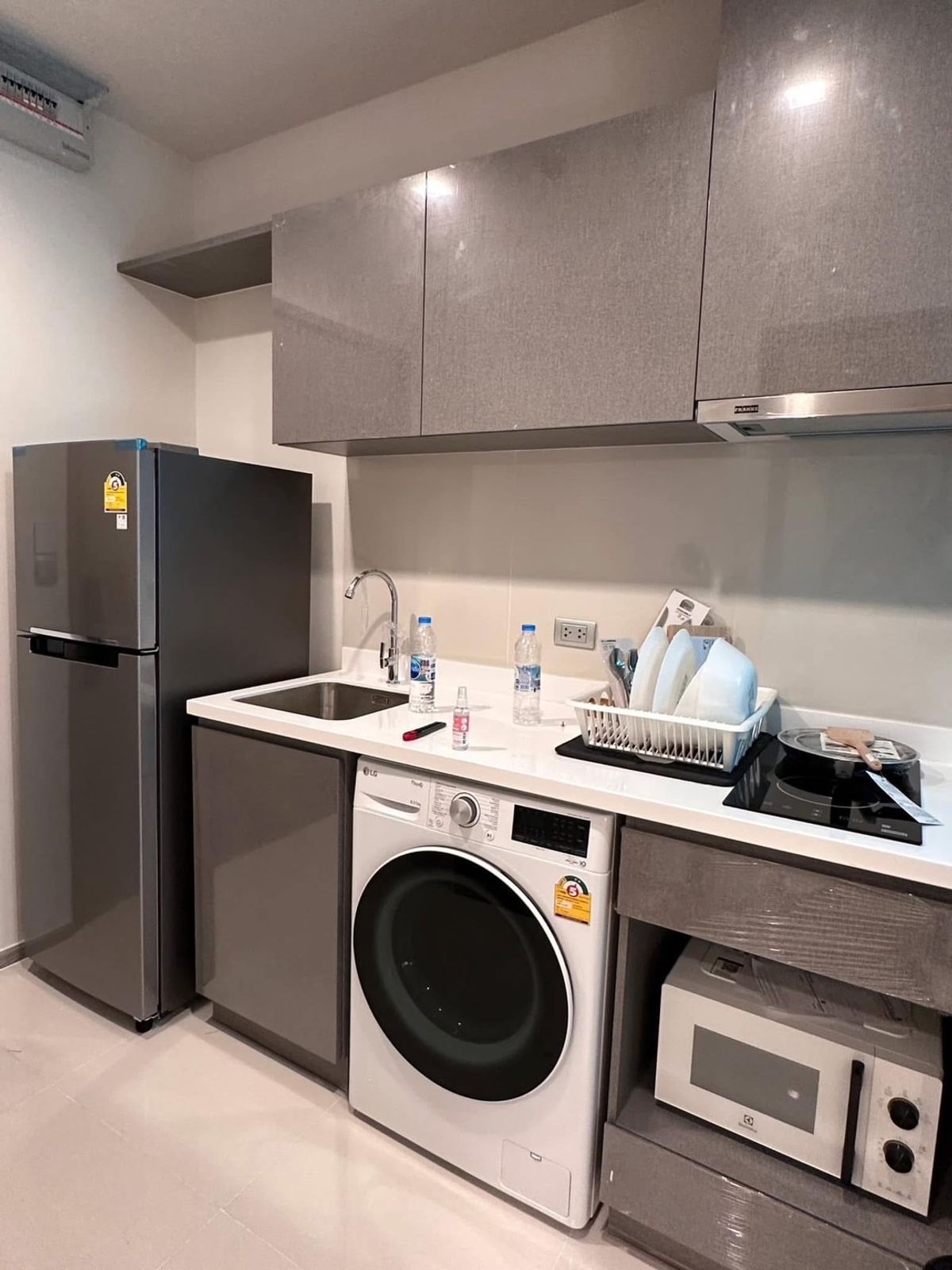 CondoRama9, Petchburi, RCA : For rent Life Asoke Hype Price 23,000 baht with sale price [PNsr250502]