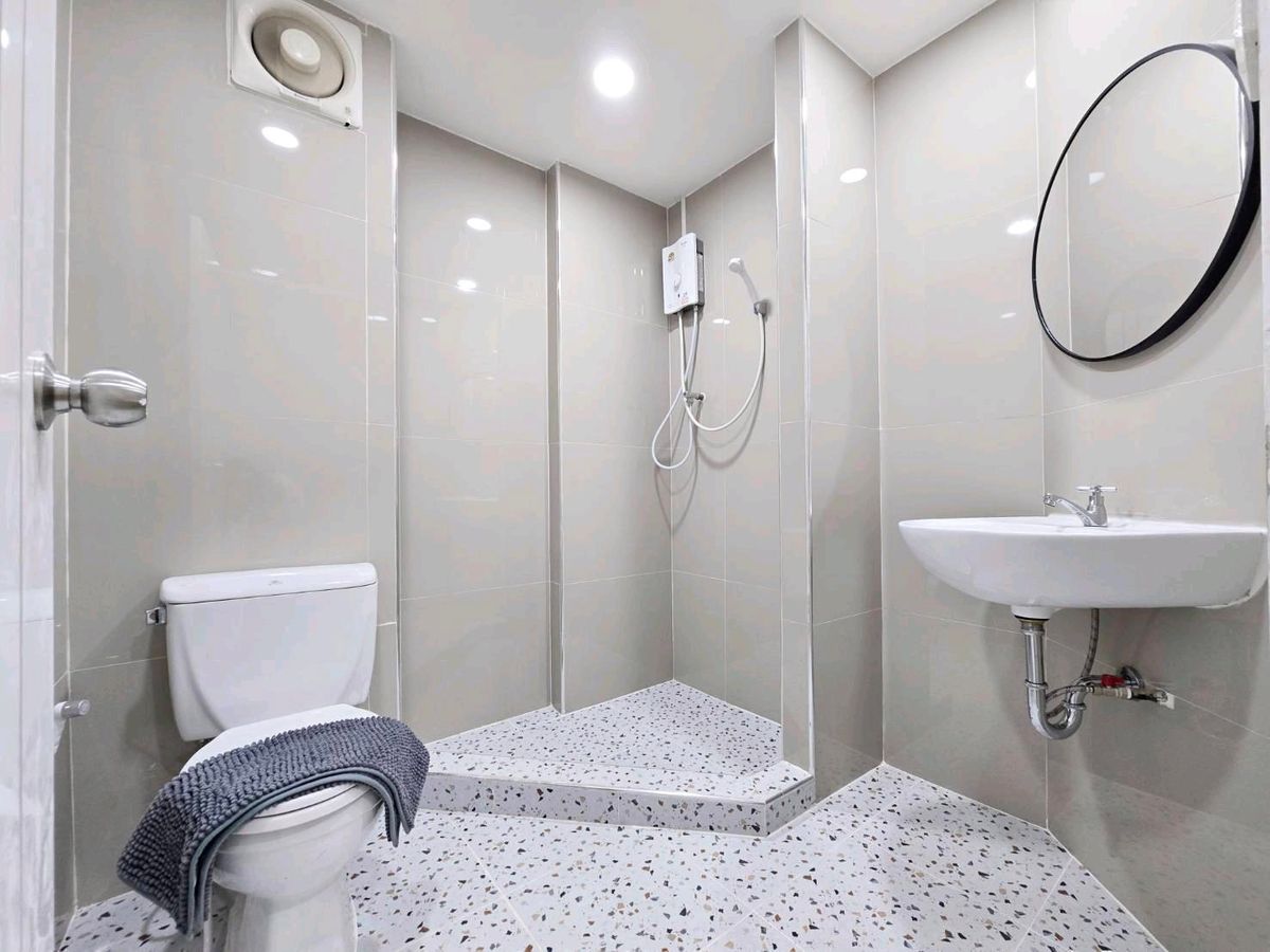 ขายคอนโดรามคำแหง หัวหมาก : 📌จะอยู่กันสองคนหรือทั้งครอบครัว…ก็ลงตัว! กับห้องขนาดใหญ่ ฟีลบ้านแท้ ๆ ที่ให้มากกว่าแค่ “คอนโด” ✨️ในโครงการ บดินทร์ สวีท โฮม (Bodin Suite Home)✨️