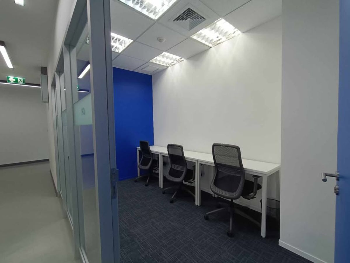 ให้เช่าสำนักงานอารีย์ อนุสาวรีย์ : เซอร์วิสออฟฟิศ พื้นที่สำนักงานให้เช่า อารีย์ Serviced Office พื้นที่เริ่มต้นสำหรับ 1 - 50 ท่าน ตกแต่งสวย พร้อมเข้าอยู่ อาคาร เอส.พี บิ้วดิ้ง (ไอบีเอ็ม) - S.P. Building (IBM Building) ใกล้รถไฟฟ้า BTSอารีย์, พหลโยธิน, สนามเป้า