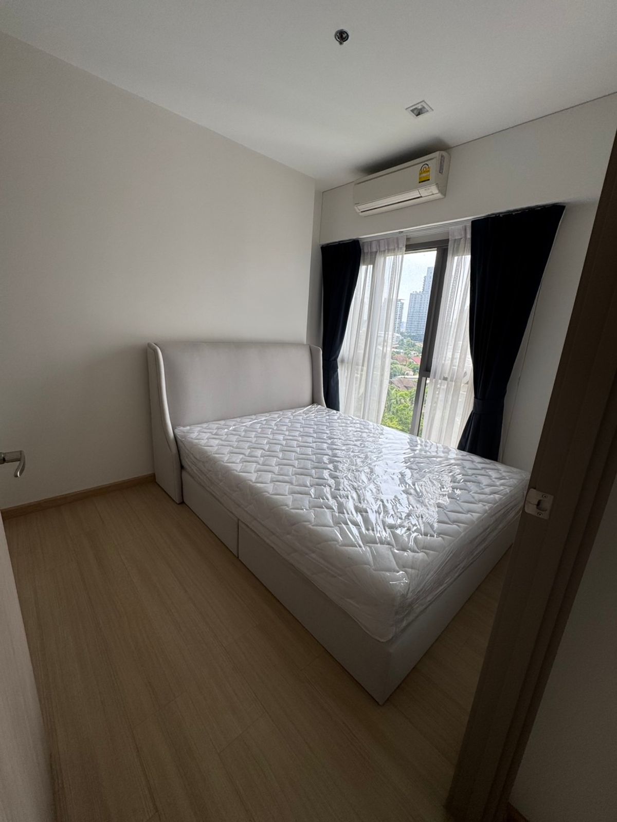 For SaleCondoOnnut, Udomsuk : For Sale WhizDom Connect, size 29.45 sq.M. 1 Bedroom, very good price @4MB