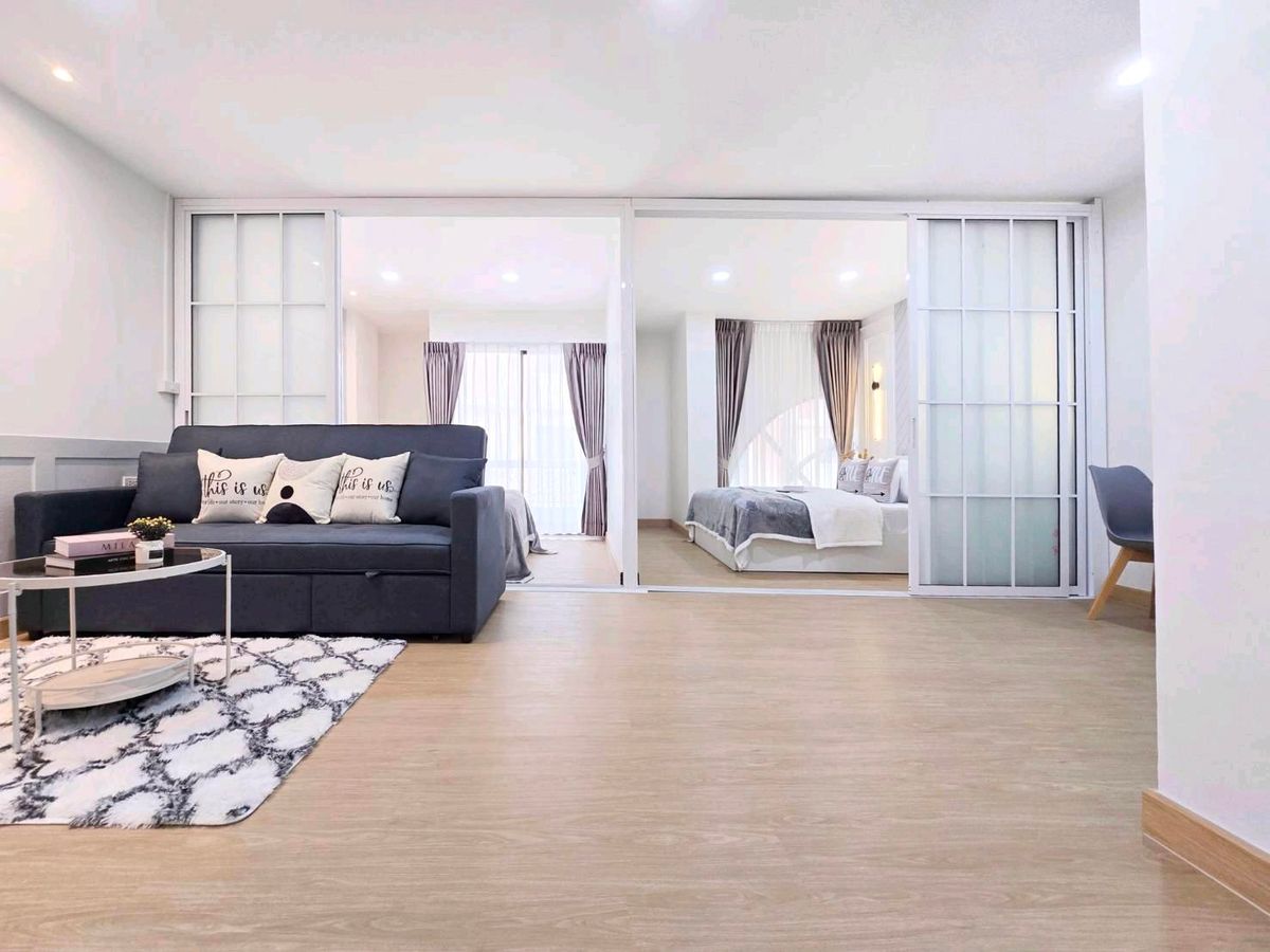 ขายคอนโดรามคำแหง หัวหมาก : 📌จะอยู่กันสองคนหรือทั้งครอบครัว…ก็ลงตัว! กับห้องขนาดใหญ่ ฟีลบ้านแท้ ๆ ที่ให้มากกว่าแค่ “คอนโด” ✨️ในโครงการ บดินทร์ สวีท โฮม (Bodin Suite Home)✨️