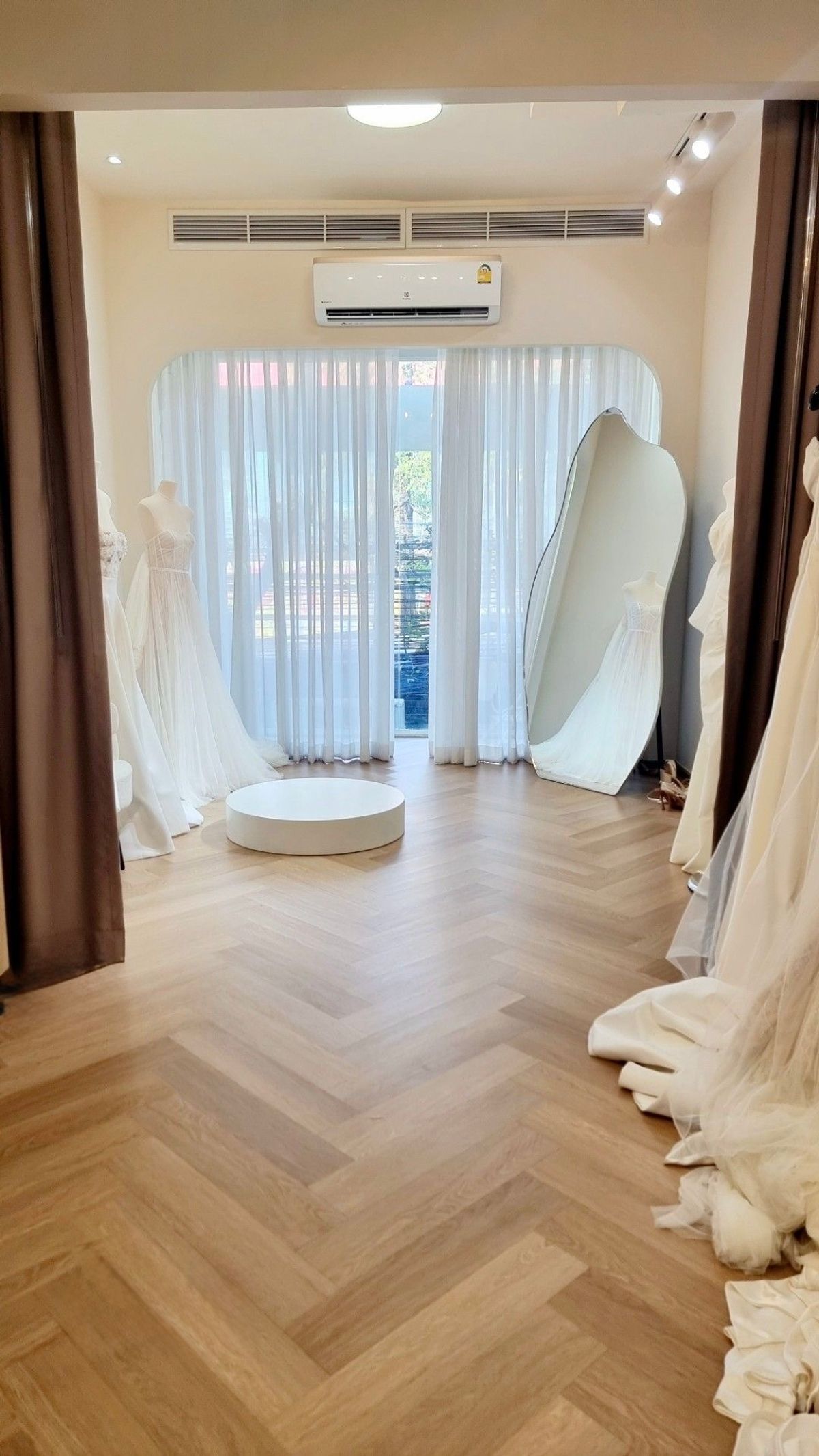 ขายอาคารพาณิชย์ลาดพร้าว เซ็นทรัลลาดพร้าว : อาคารพาณิชย์ติดถนนลาดพร้าว 12 / 5 ห้องนอน (ขาย), Commercial building on Lat Phrao 12 Road / 5 Bedrooms (FOR SALE) TPM368