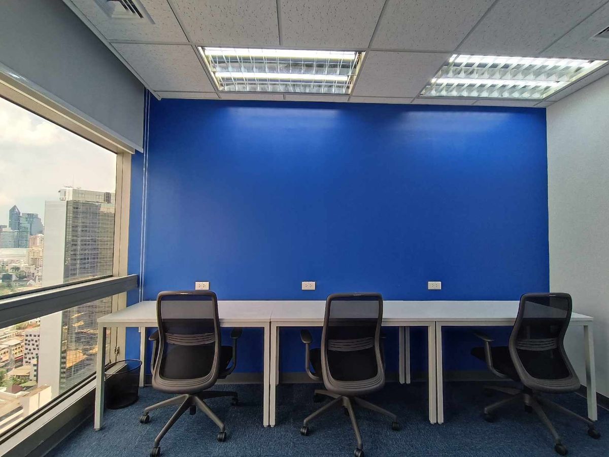 For RentOfficeSukhumvit, Asoke, Thonglor : Service Office Office area for rent Asoke Serviced Office. Beautifully decorated, ready to go to the Serm -Mitr Tower Sukhumvit21 Asoke building. The area for 1 - 50 people (starting at 10,000 baht) near the Asoke BTS, MRT Sukhumvit 21  